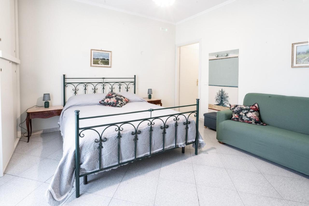 Santa Caterina Da Siena B&B CTA Exterior photo