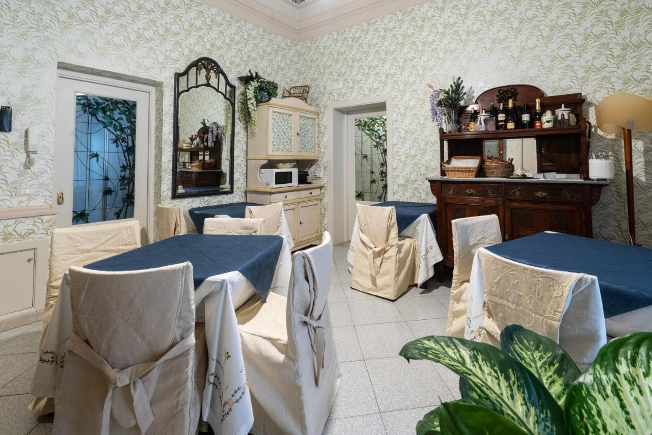 Santa Caterina Da Siena B&B CTA Exterior photo
