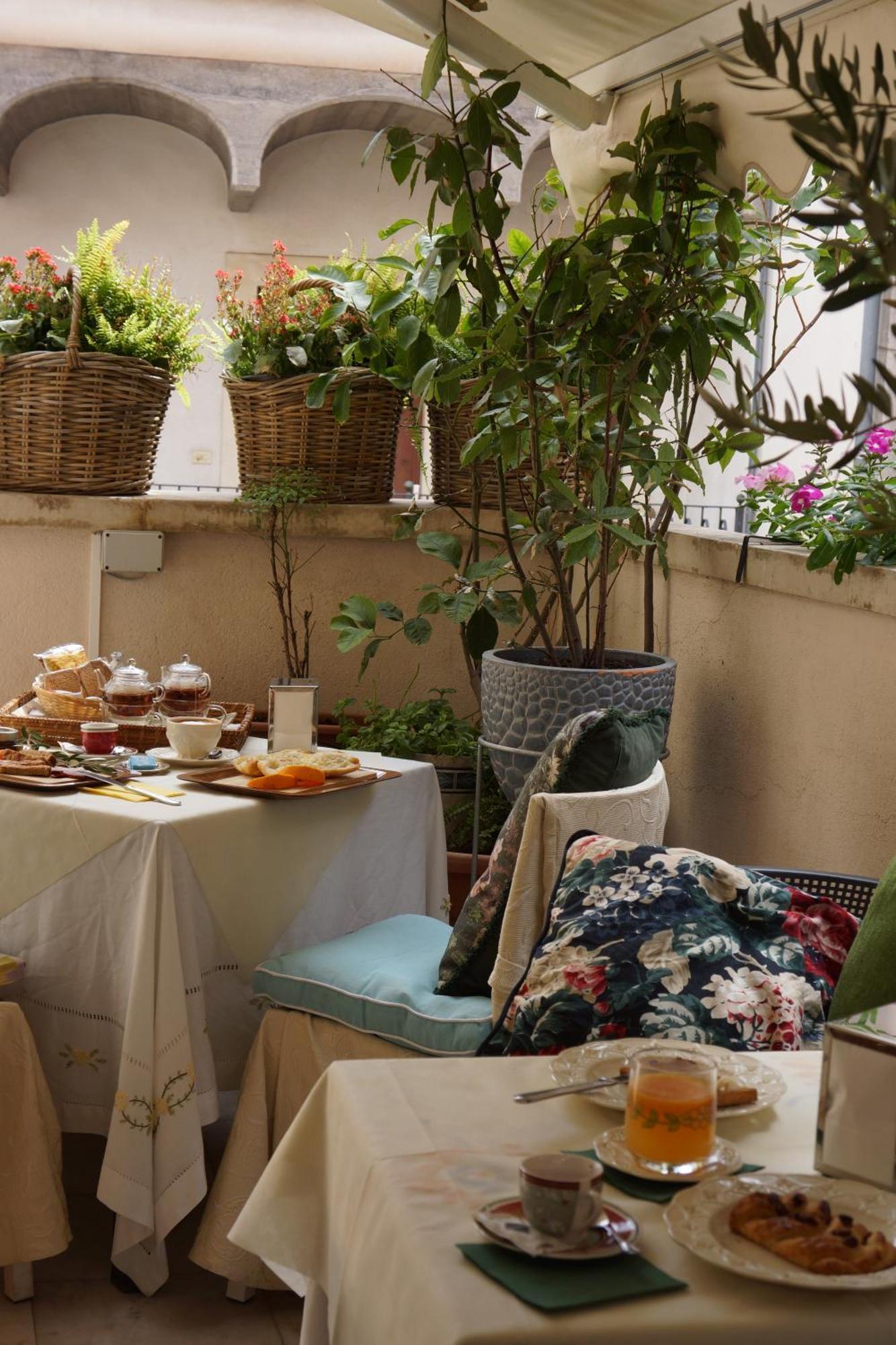 Santa Caterina Da Siena B&B CTA Exterior photo